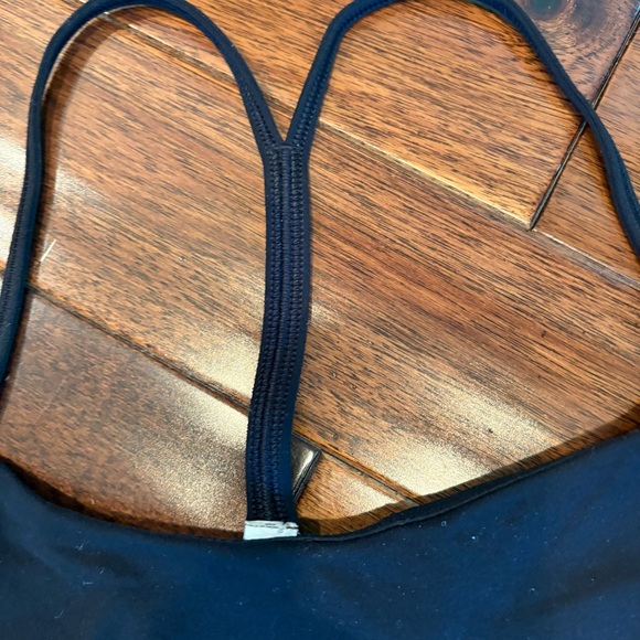Lululemon Power Y Tank Top Built in Bra - Picture 2 of 4